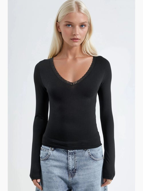 T-shirt v-hals lange mouwen kantdetail busem - Kiabi T-shirt v-hals lange mouwen kantdetail busem - Kiabi