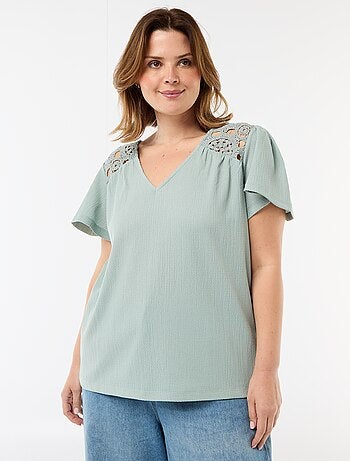 T-shirt van crêpe jerseytricot met macramé