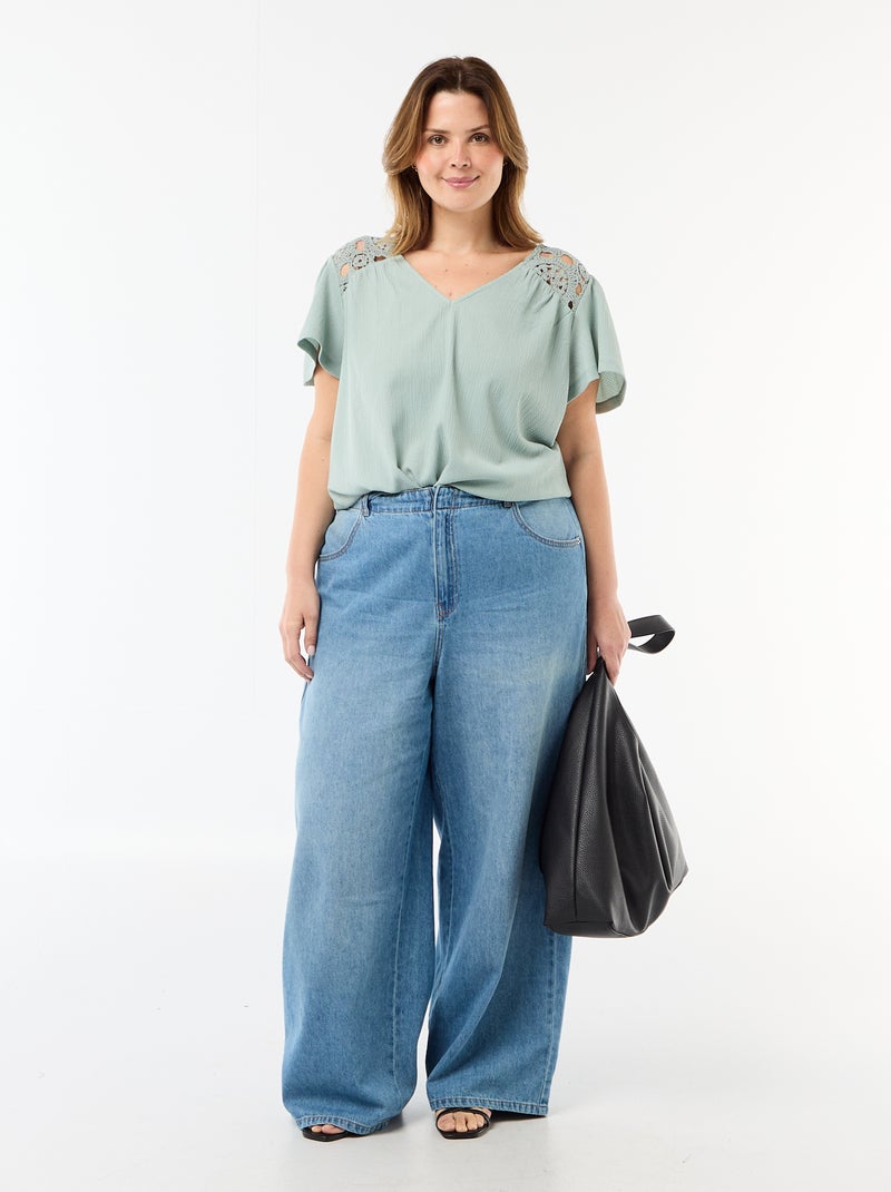 T-shirt van crêpe jerseytricot met macramé Blauw - Kiabi