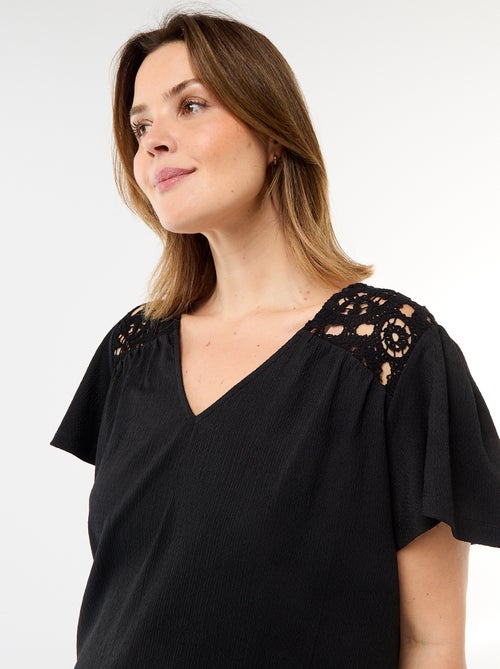 T-shirt van crêpe jerseytricot met macramé - Kiabi