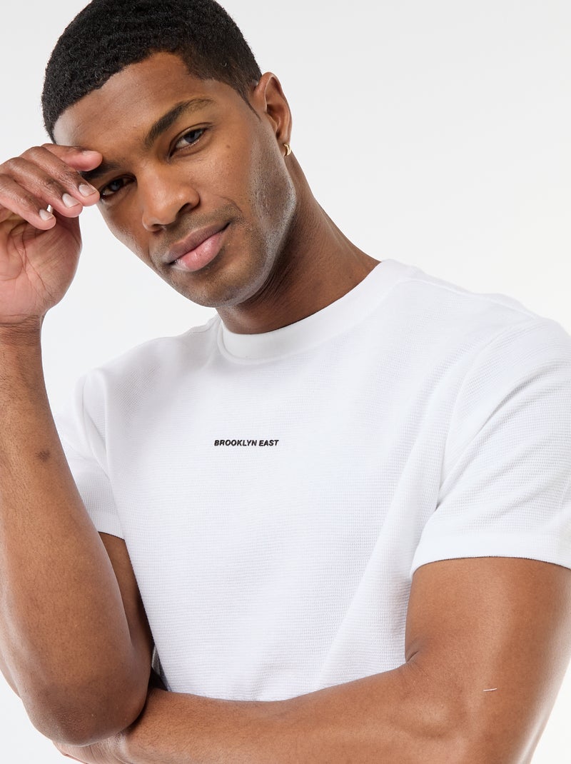 T-shirt van gewafelde katoen met korte mouwen Wit - Kiabi