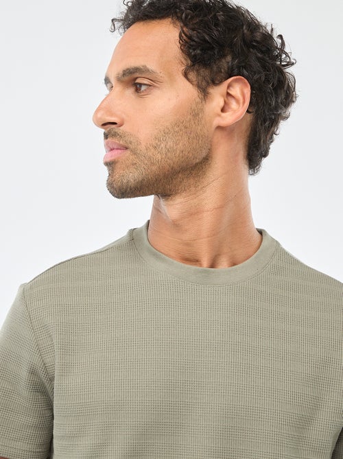 T-shirt van gewafelde stof met korte mouwen - Kiabi