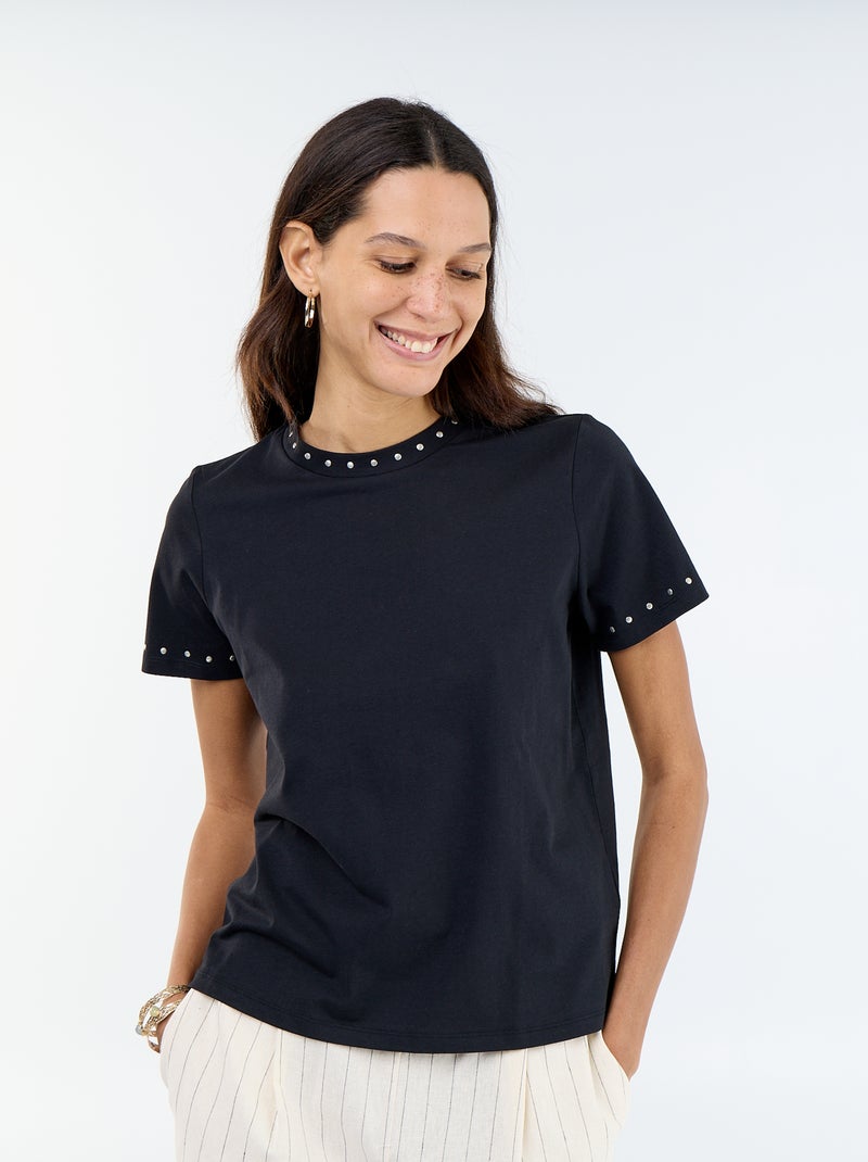 T-shirt van jerseytricot met studs aan de hals en mouwen Zwart - Kiabi