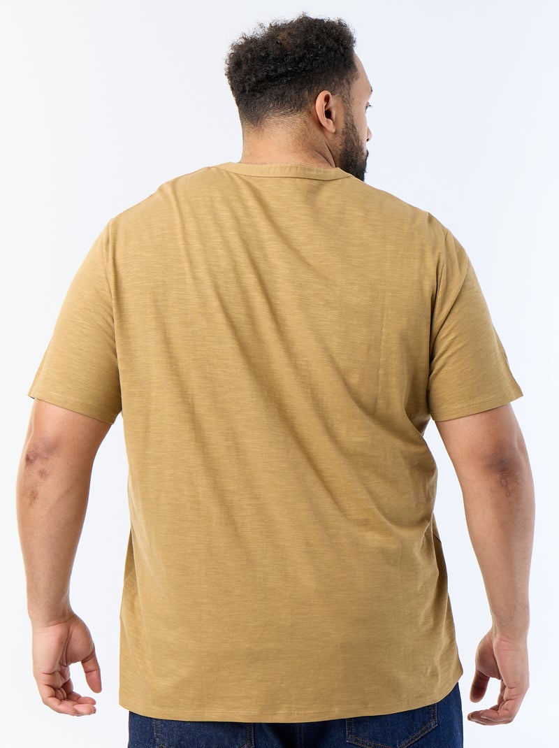 T-shirt van jerseytricot met tunisische kraag en korte mouwen Groen - Kiabi