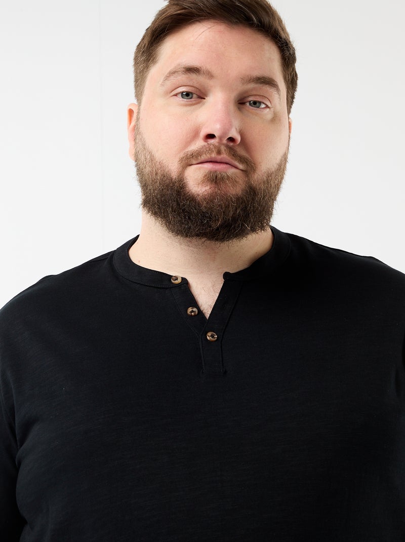 T-shirt van jerseytricot met tunisische kraag en korte mouwen Zwart - Kiabi