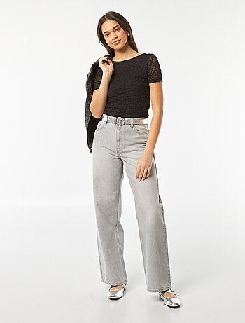 T-shirt van kant met blote rug