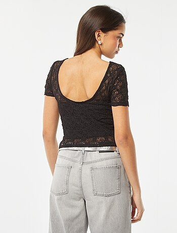 T-shirt van kant met blote rug