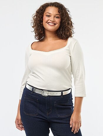 T-shirt van ribstof met grote halsopening