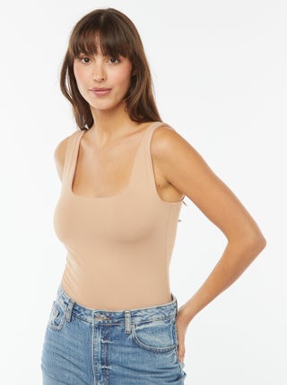 T-shirt van stretchtricot met vierkante hals