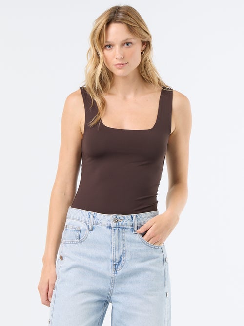 T-shirt van stretchtricot met vierkante hals - Kiabi T-shirt van stretchtricot met vierkante hals - Kiabi