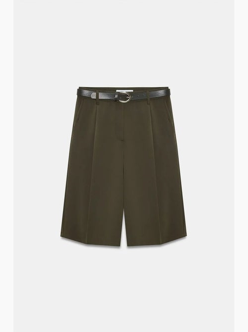 Tailored short met hoge taille en wijde pijp dilvin - Kiabi Tailored short met hoge taille en wijde pijp dilvin - Kiabi