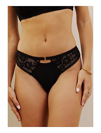 Tanga charnelle