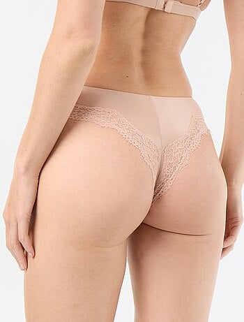 Tanga en microfibre satinée et dentelle