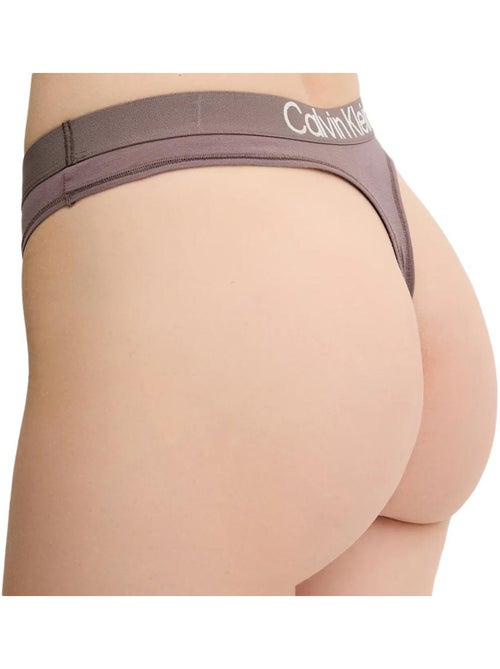 Tanga Femme Calvin Klein Jeans - Kiabi Tanga Femme Calvin Klein Jeans - Kiabi