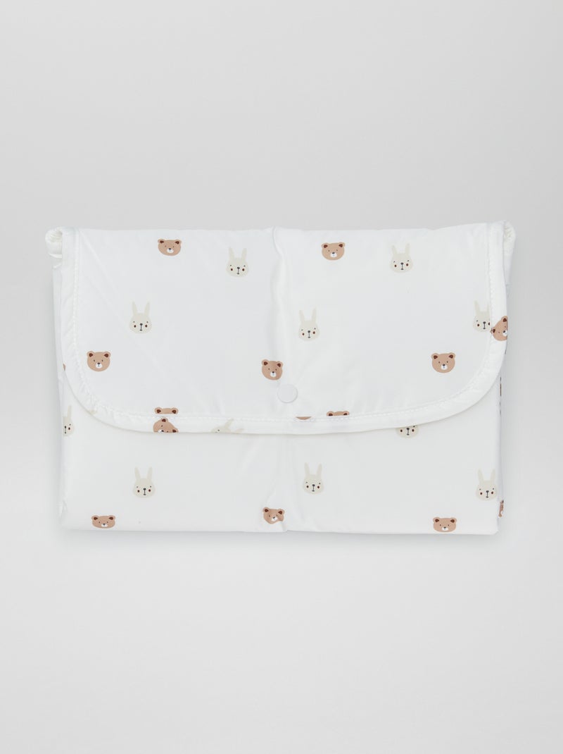 Tapis à langer imprimé 'animaux' Blanc animaux - Kiabi