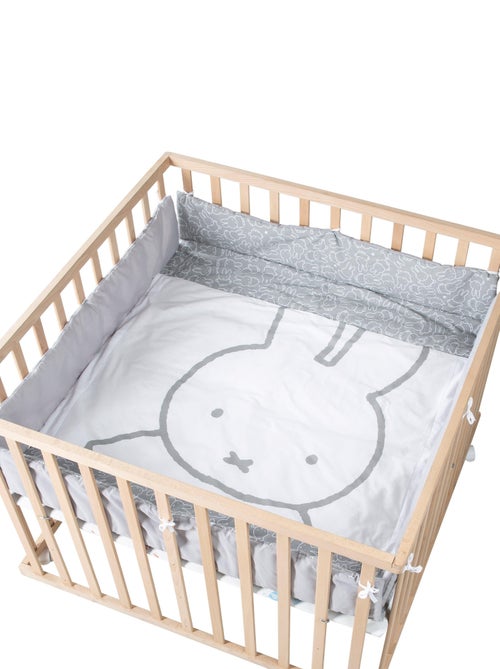 Tapis de parc avec bords imprimé lapin miffy - ROBA - Kiabi Tapis de parc avec bords imprimé lapin miffy - ROBA - Kiabi
