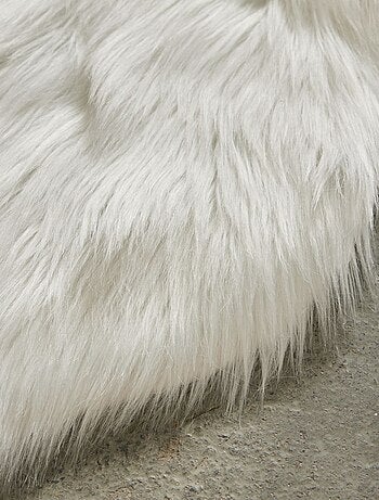Tapis en fausse fourrure