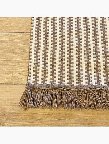 Tapis en laine et coton à motif rayé graphique