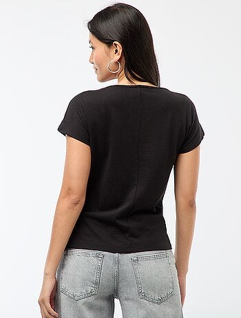 Tee-shirt à large encolure cache-coeur