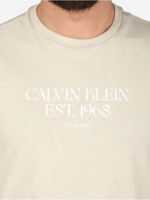 Tee Shirt à manches courtes - Calvin Klein - Kiabi Tee Shirt à manches courtes - Calvin Klein - Kiabi
