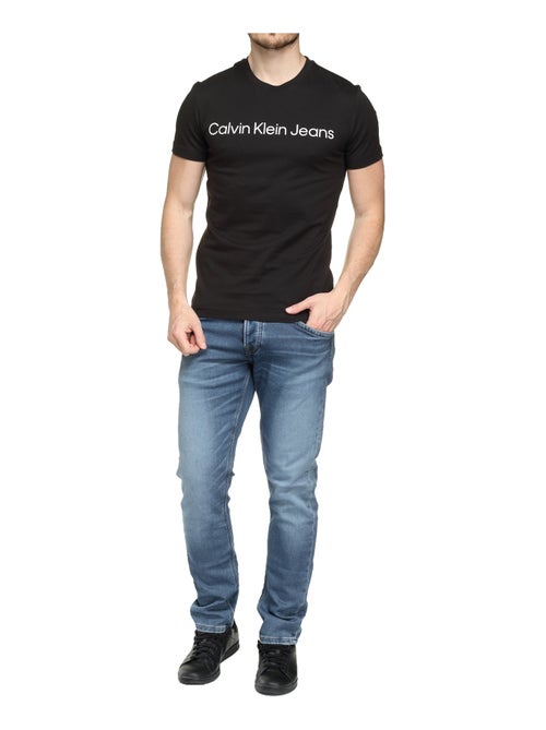 Tee Shirt Calvin Klein manches courtes - Kiabi Tee Shirt Calvin Klein manches courtes - Kiabi