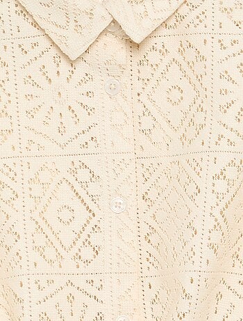 Tee-shirt chemisier en crochet ajouré