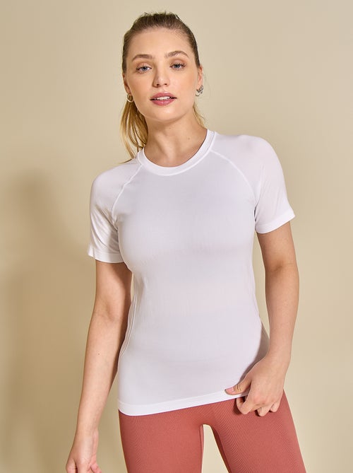 Tee-shirt de sport effet seconde peau - (ekstract) - Kiabi Tee-shirt de sport effet seconde peau - (ekstract) - Kiabi