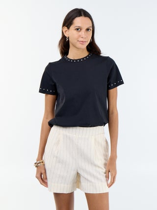 Tee-shirt en jersey avec clous au col et aux manches