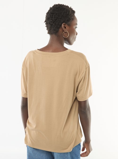 Tee-shirt manches courtes avec encolure en V - Kiabi