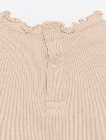 Tee-shirt rib col ondulé