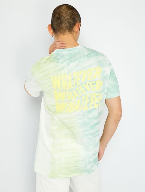 Tee shirt tie and dye