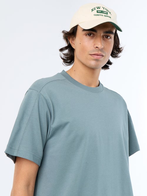 Tee-shirt uni coupe confort fit / oversize à manches courtes - Kiabi Tee-shirt uni coupe confort fit / oversize à manches courtes - Kiabi