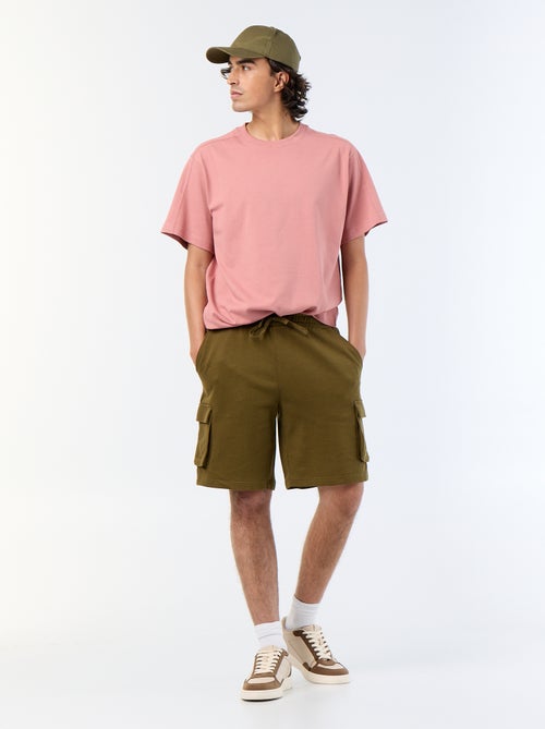 Tee-shirt uni coupe confort fit / oversize à manches courtes - Kiabi Tee-shirt uni coupe confort fit / oversize à manches courtes - Kiabi