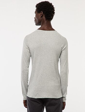 Tee-shirts basiques unis à manches longues