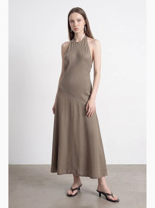 Tencel maxi-jurk met halternek dilvin - Kiabi Tencel maxi-jurk met halternek dilvin - Kiabi