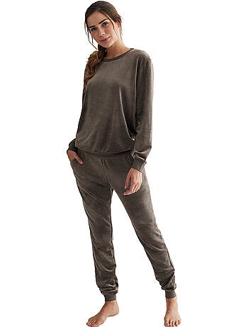 Tenue détente et intérieur pyjama pantalon sweat sport