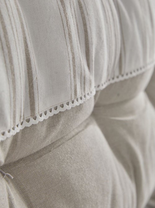 Tête de lit à rayures style romantique - Kiabi Tête de lit à rayures style romantique - Kiabi