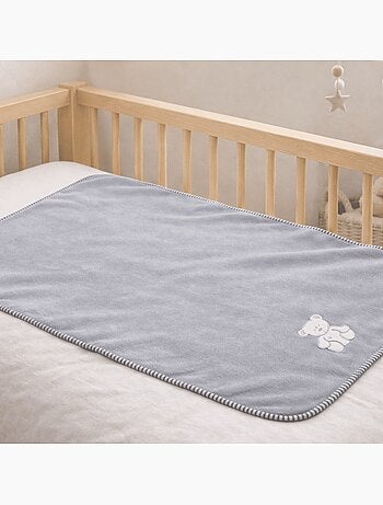 Tom kids - fleece deken geborduurde beer 70x100