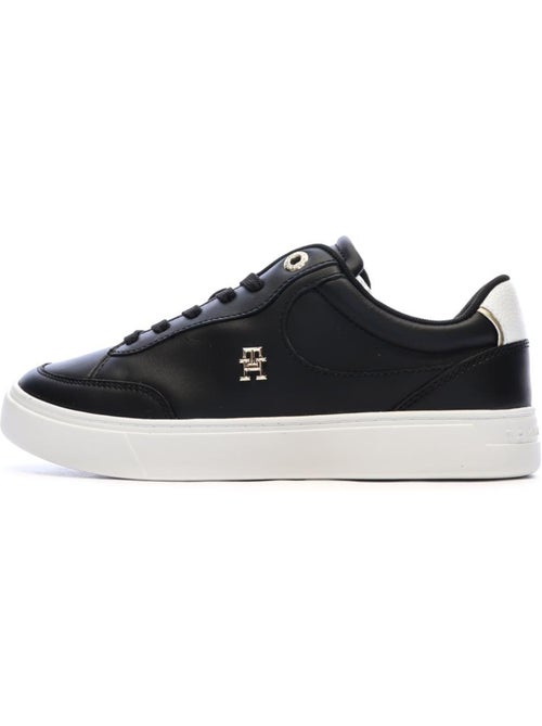 Tommy Hilfiger Essential Chic Lage Zwarte Dames Sneakers - Kiabi Tommy Hilfiger Essential Chic Lage Zwarte Dames Sneakers - Kiabi