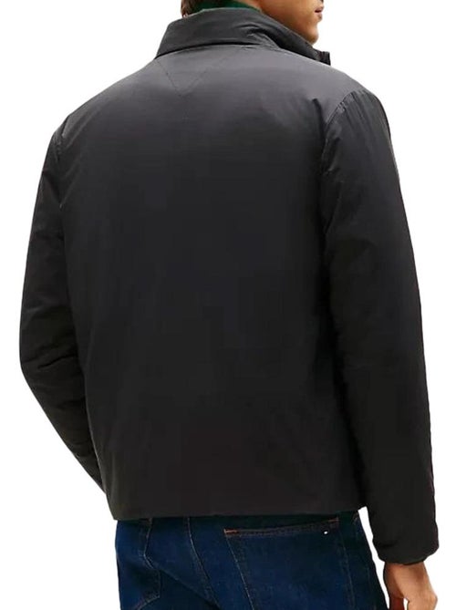 Tommy Hilfiger Lichtgewicht Zwarte Parka voor Heren - Kiabi Tommy Hilfiger Lichtgewicht Zwarte Parka voor Heren - Kiabi