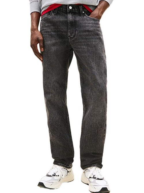 Tommy Hilfiger Ryan Slim Fit Jeans Zwart voor Heren - Kiabi Tommy Hilfiger Ryan Slim Fit Jeans Zwart voor Heren - Kiabi
