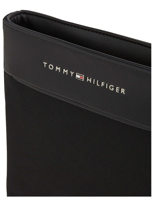 Tommy Hilfiger Sac Bandoulière Th Foundation - Kiabi Tommy Hilfiger Sac Bandoulière Th Foundation - Kiabi