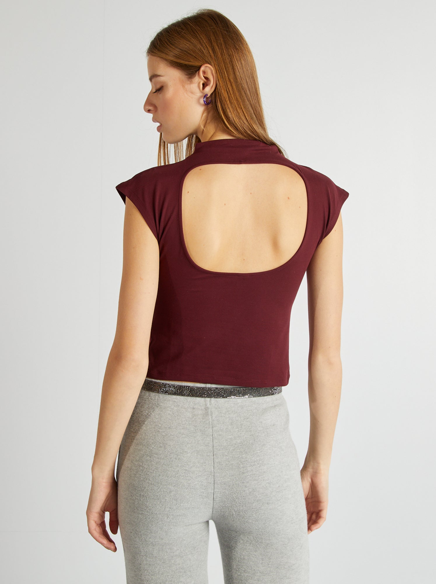 4 Candele In Paraffina Bordeaux Da 10 Cm - Durata 46 Ore - Foto 5