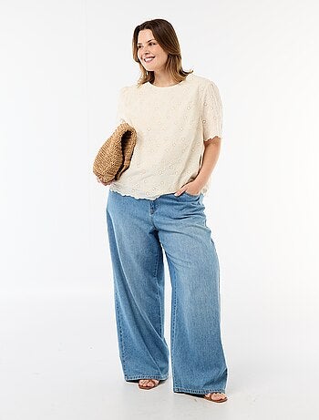 Top en broderies anglaises