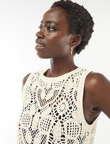 Top en crochet sans manches