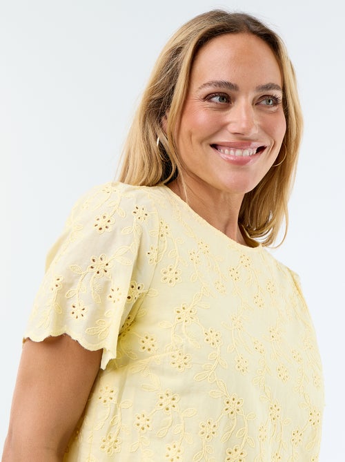 Top manches courtes broderies anglaises en coton uni - Kiabi