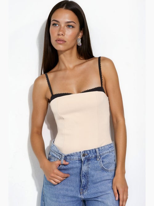 Top met contrasterende details hiccup - Kiabi Top met contrasterende details hiccup - Kiabi