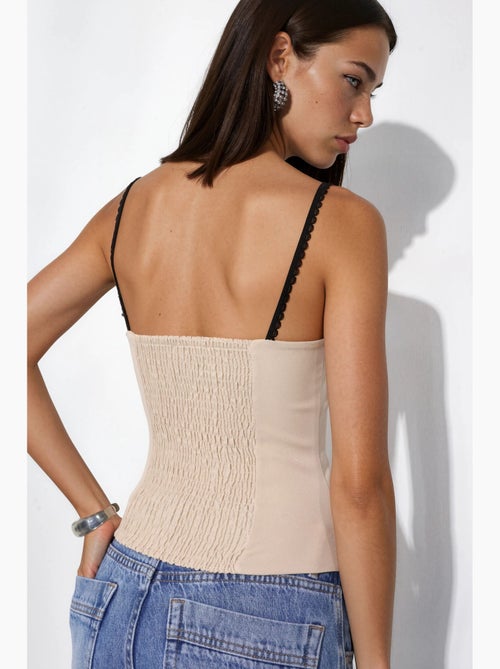 Top met contrasterende details hiccup - Kiabi Top met contrasterende details hiccup - Kiabi