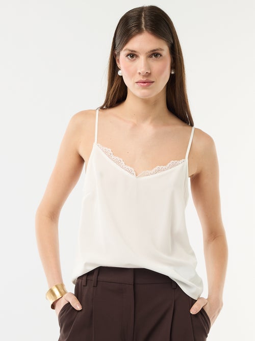 Top met fijne, verstelbare schouderbandjes en kanten kraag - Kiabi Top met fijne, verstelbare schouderbandjes en kanten kraag - Kiabi