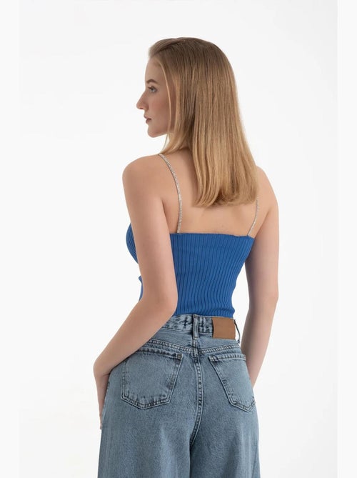 Top met v-hals en strassbandjes hiccup - Kiabi Top met v-hals en strassbandjes hiccup - Kiabi